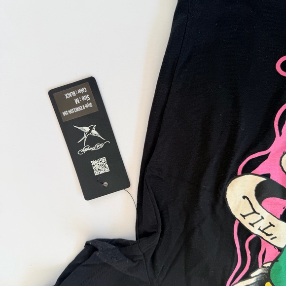 Ed Hardy Black Crop Top with Pink and Red Graphic t-shirt NWT - Picture 6 of 16